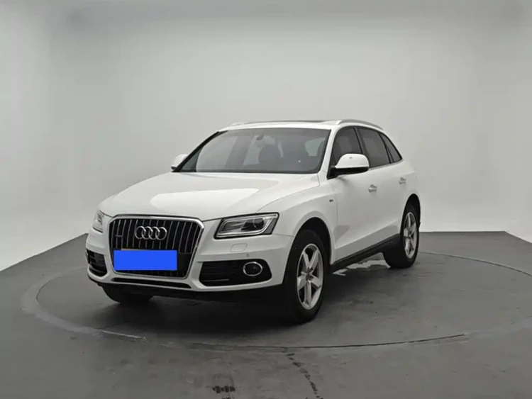Audi Q5 2016 40 TFSI Technology Model