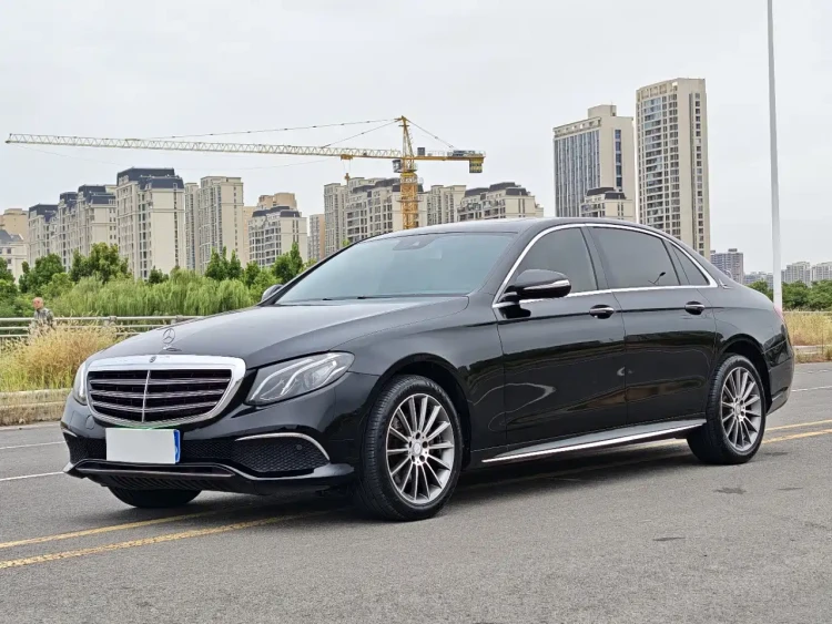 Mercedes-Benz E-Class 2017 E 200 L 4MATIC