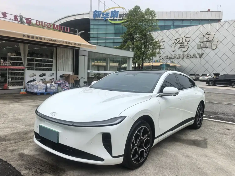 Changan Qiyuan A07 2025 Blue Whale Pure Electric 710 Flagship