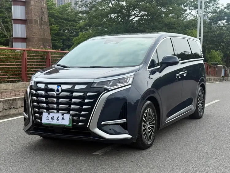 Denza D9 2022 DM-i 970 AWD Flagship