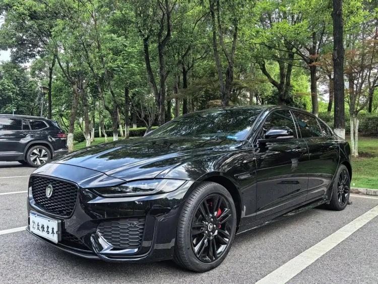 Jaguar XEL 2025 2.0T 250PS R-DYNAMIC 90th Anniversary Edition
