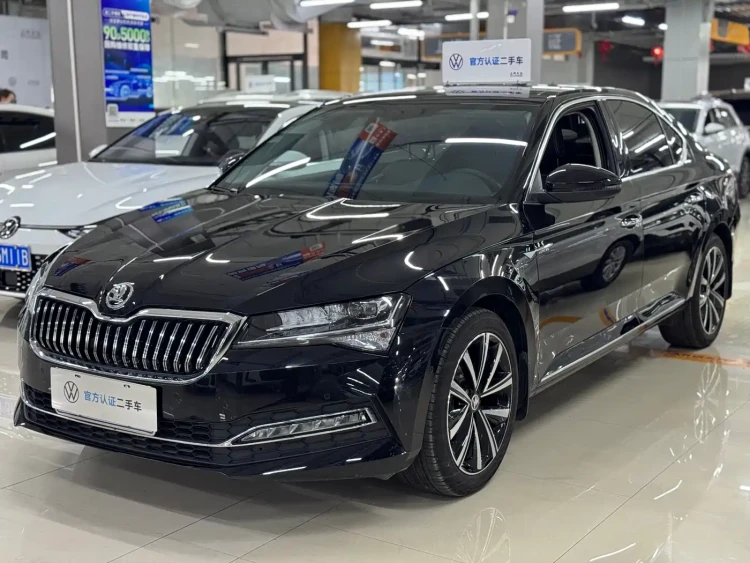 Škoda Superb 2023 Facelift TSI280 DSG Premium Edition