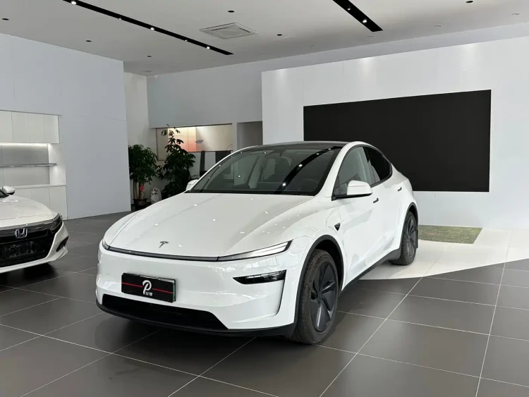 Tesla Model Y 2026 Long Range Rear-Wheel Drive