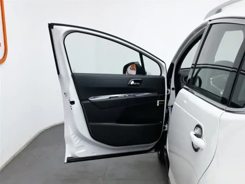 Peugeot 3008 2014.11 103300 км