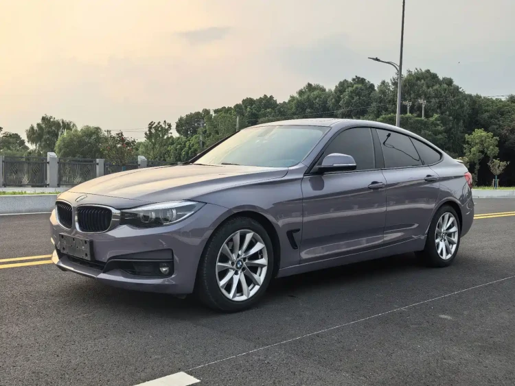 BMW 3 Series GT 2018 320i Fashion