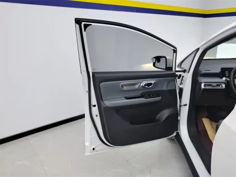 Aion Y 2025 Model Plus 510 Smart Premium