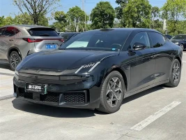 Lynk & Co 10 EM-P