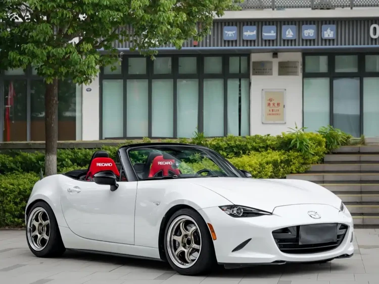 Mazda MX-5 2018 2.0L RF Pearl White