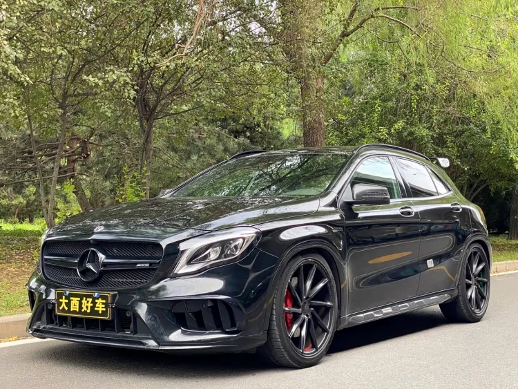 Mercedes-Benz GLA AMG 2017 AMG GLA 45 4MATIC