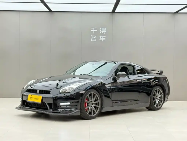 Nissan GT-R 2014 3.8T Premium Edition Black Interior