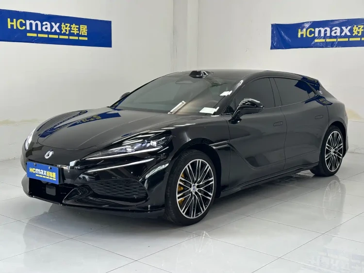 Denza Z9GT 2026 Model Flash Charge Flagship Edition
