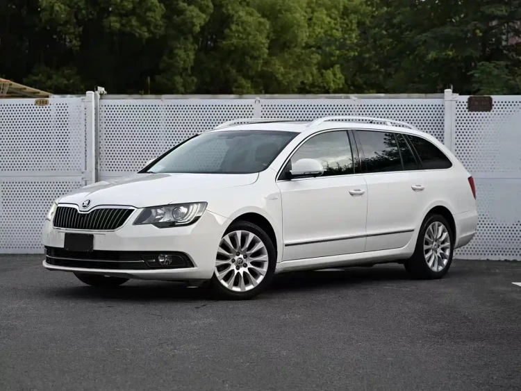 Škoda Superb 2014 2.0TSI L&K Limited Edition
