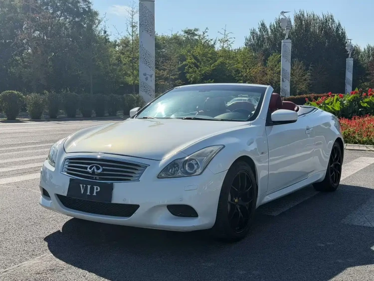 Infiniti G Series 2010 G37 Hardtop Convertible Rosewood Trim Edition