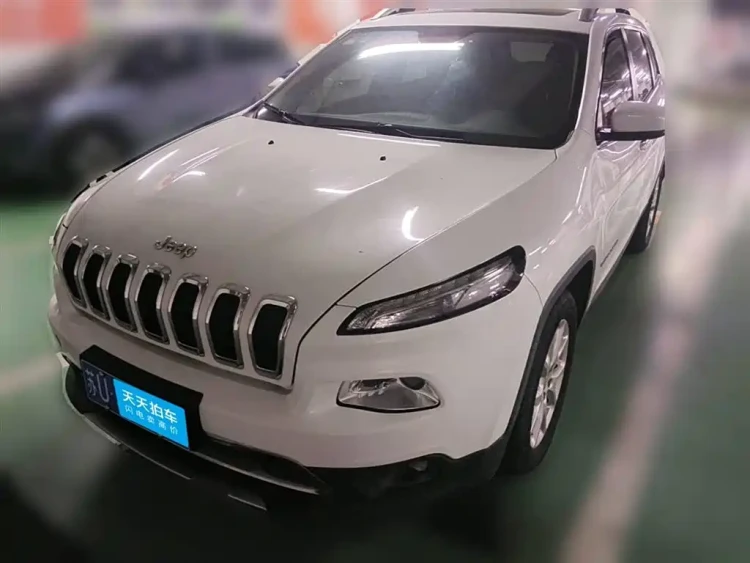 Jeep Cherokee 2017 2.0L Superior Edition