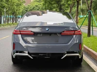 BMW i5 2024 eDrive 35L M Sport Package