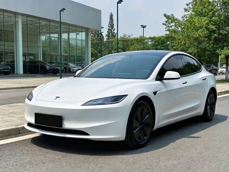 Tesla Model 3 2023 Rear-Wheel Drive
