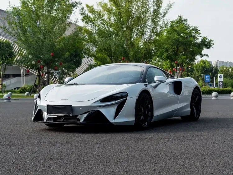 McLaren Artura 2025 3.0T Hybrid Coupe
