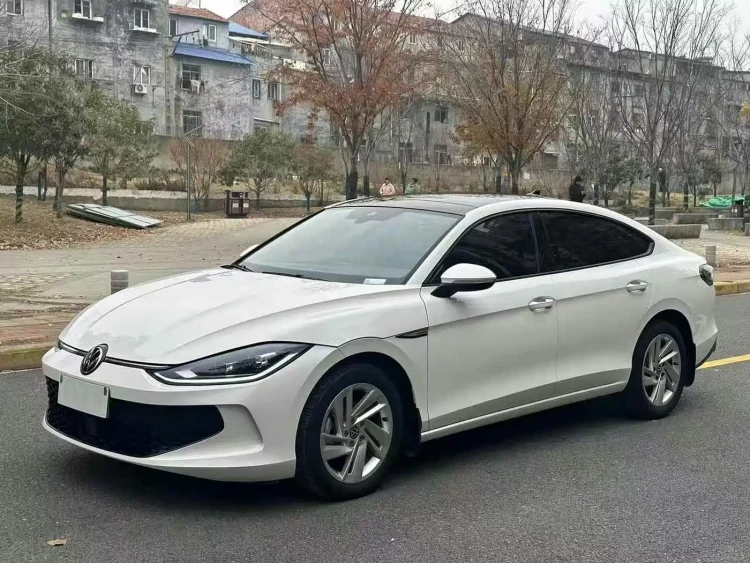 Volkswagen Lamando 2022 Lamando L 280TSI DSG Sporty Edition