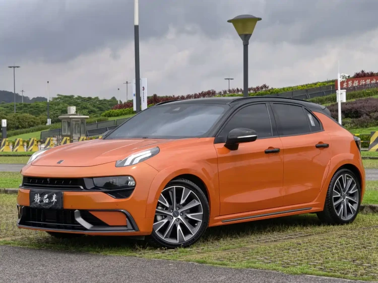 Lynk & Co 02 Hatchback 2021 2.0TD Halo Driving Control Package Edition