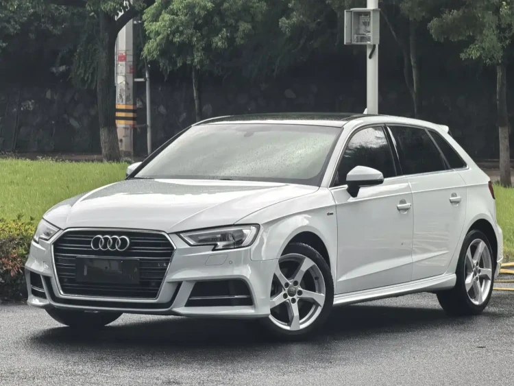 Audi A3 2019 Sportback 35 TFSI Fashion China VI