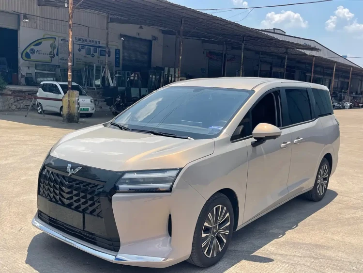 Wuling Motors Xingguang 730 2025 Model Base Version
