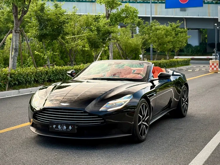Aston Martin DB11 2023 4.0T V8 Volante