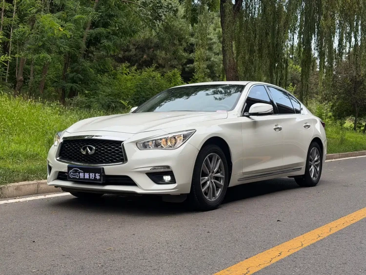 Infiniti Q50L 2018 2.0T Comfort (China VI)