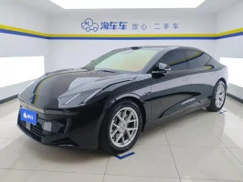 Lynk & Co 10 EM-P 2025 Model 120km Base Version