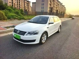 Volkswagen Lavida Tour 2013 1.6L Manual Trend Style