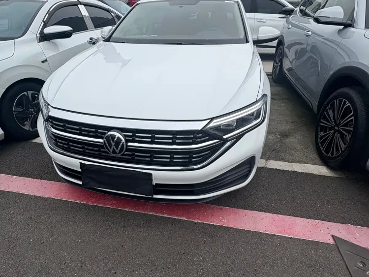 Volkswagen Sagitar 2023 300TSI DSG Leap Edition