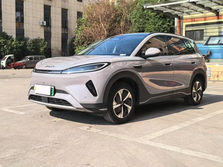 BYD Hai Shi 05 EV 2025 520KM Smart Navigation Edition