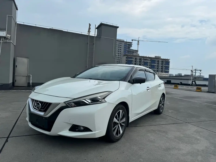 Nissan Bluebird 2016 1.6L Manual Cool Edition