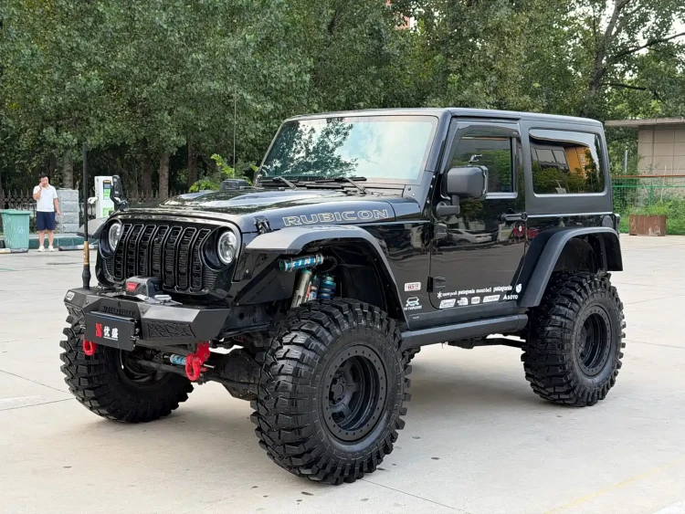 Jeep Wrangler 2013 3.6L 2-Door 10th Anniversary Edition