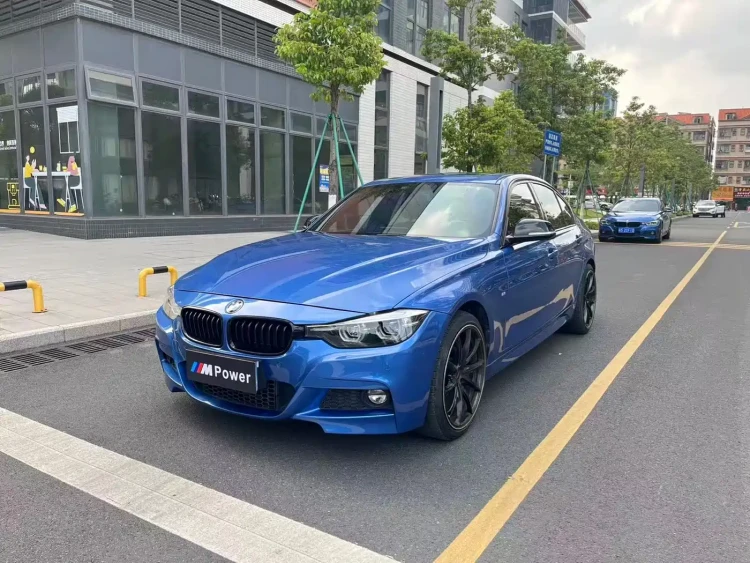 BMW 3 Series 2018 330i M Sport Black Night Edition