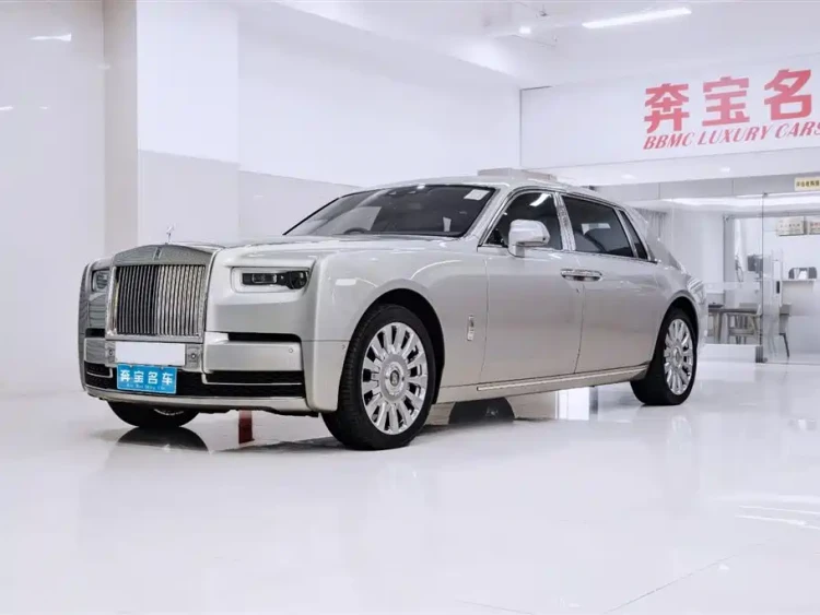 Rolls-Royce Phantom 2018 6.7T Long Wheelbase Version