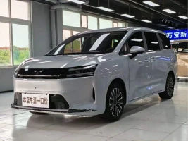 Wuling Motors Xingguang 730 New Energy 2025 Model Pure Electric Base Version