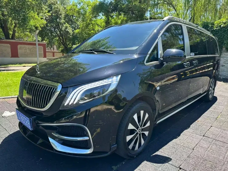 Mercedes-Benz Vito 2023 2.0T Elite 7-Seater