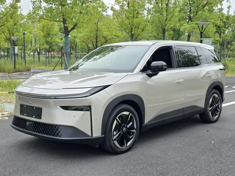 Toyota BoZhi 3X