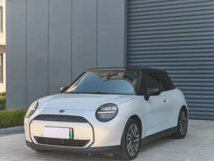 MINI Electric MINI COOPER 2024 456km COOPER E Classic