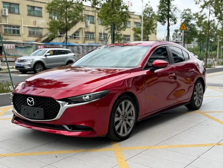 Mazda Mazda3 Axela 2021 2.0L Automatic Quality Glamour