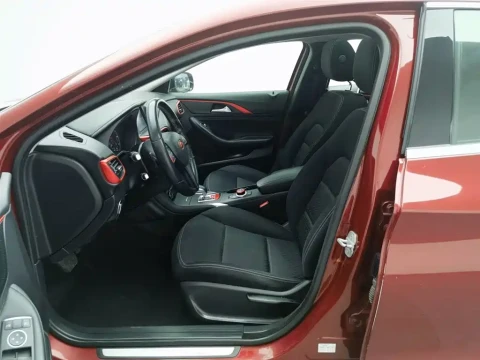 Infiniti QX30 2016.11 109000 км