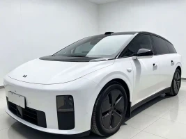Li Auto i6 2025 2WD Base Model