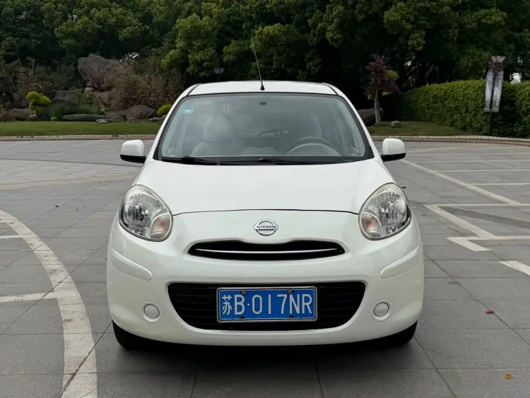 Nissan March 2015 1.5L Automatic Easy Shine