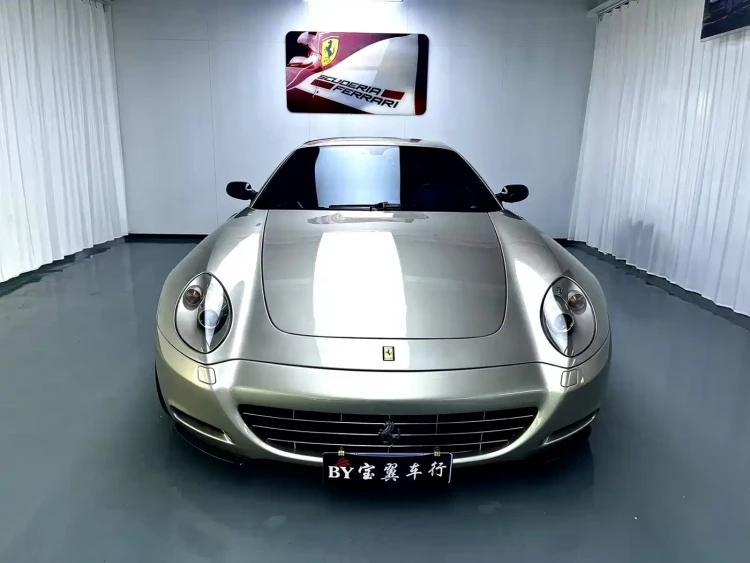 Ferrari 612 2005 Scaglietti 5.7