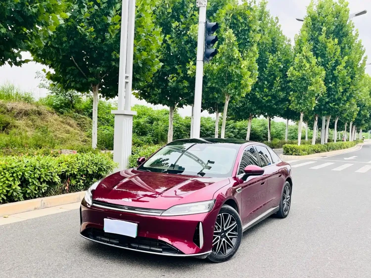 Chery Fengyun Fengyun A9L 2025 Model 260 Extended Range Premium Edition
