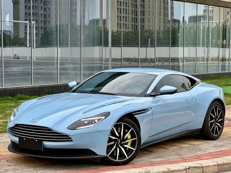Aston Martin DB11 2020 4.0T V8 Coupe