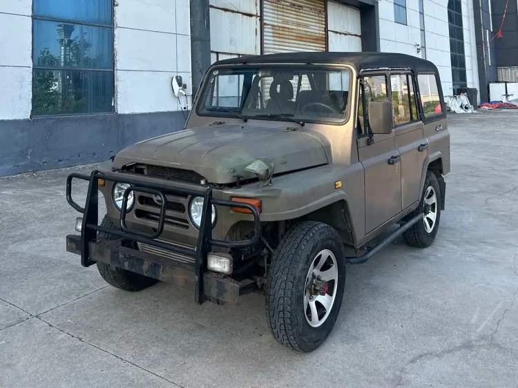 BAW (Beijing Automobile Works) 212 Classic 2019 1.5T Square Door China VI