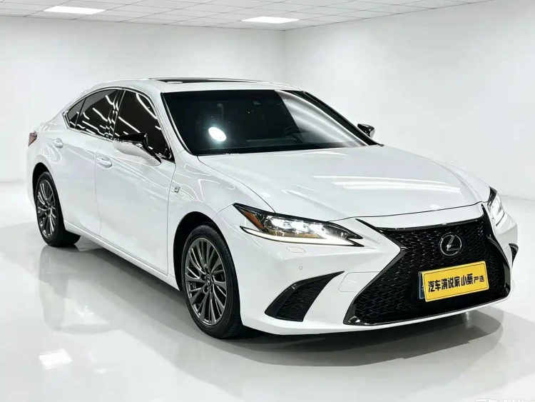 Lexus ES 2021 260 F SPORT