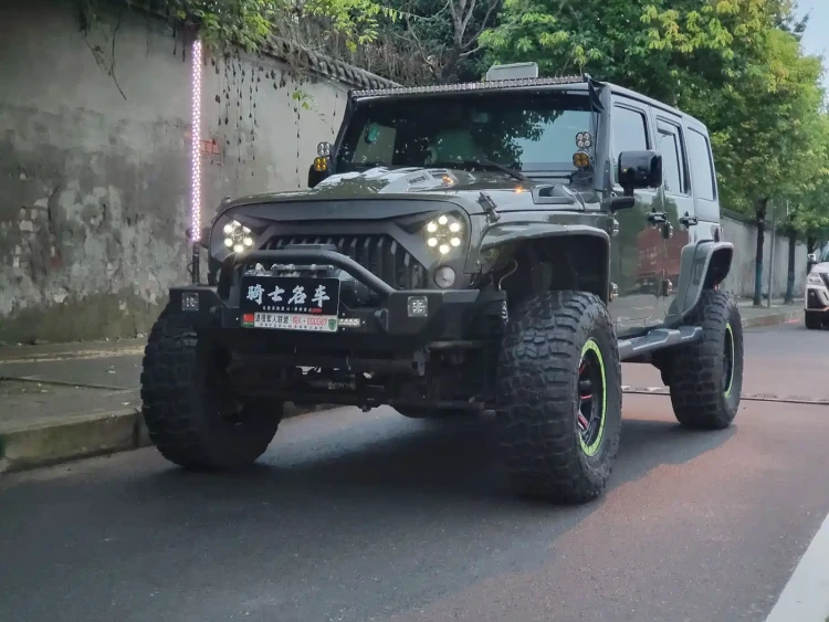 Jeep Wrangler 2015 2.8TD Sahara 4-Door Comfort Edition