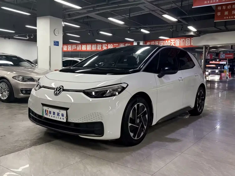 Volkswagen ID.3 2025 Smart Outstanding Edition